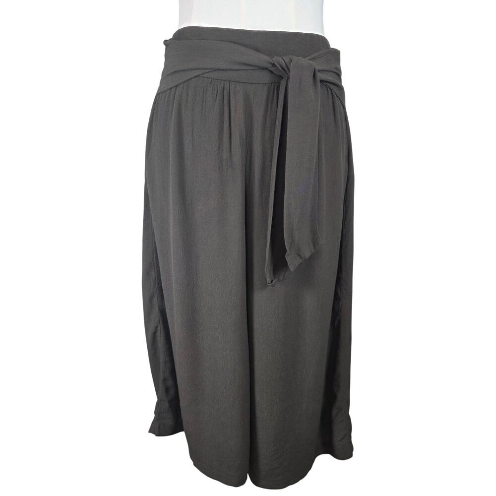 Love Culture Olive Green Lightweight Culottes w/Back Zip and Tie